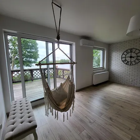 Nad Jeziorem Zamkowym Apartmán *