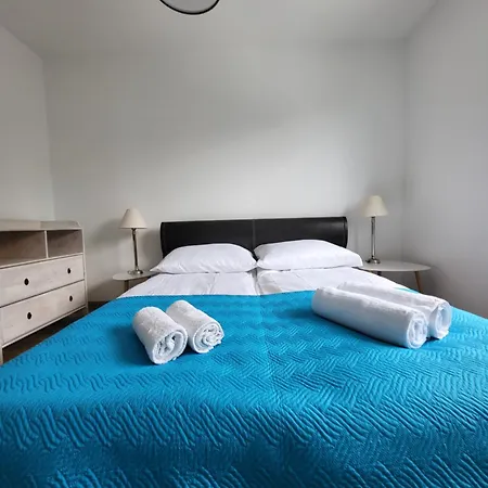 Nad Jeziorem Zamkowym * Wałcz