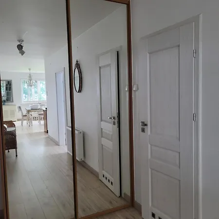 Apartment Nad Jeziorem Zamkowym *